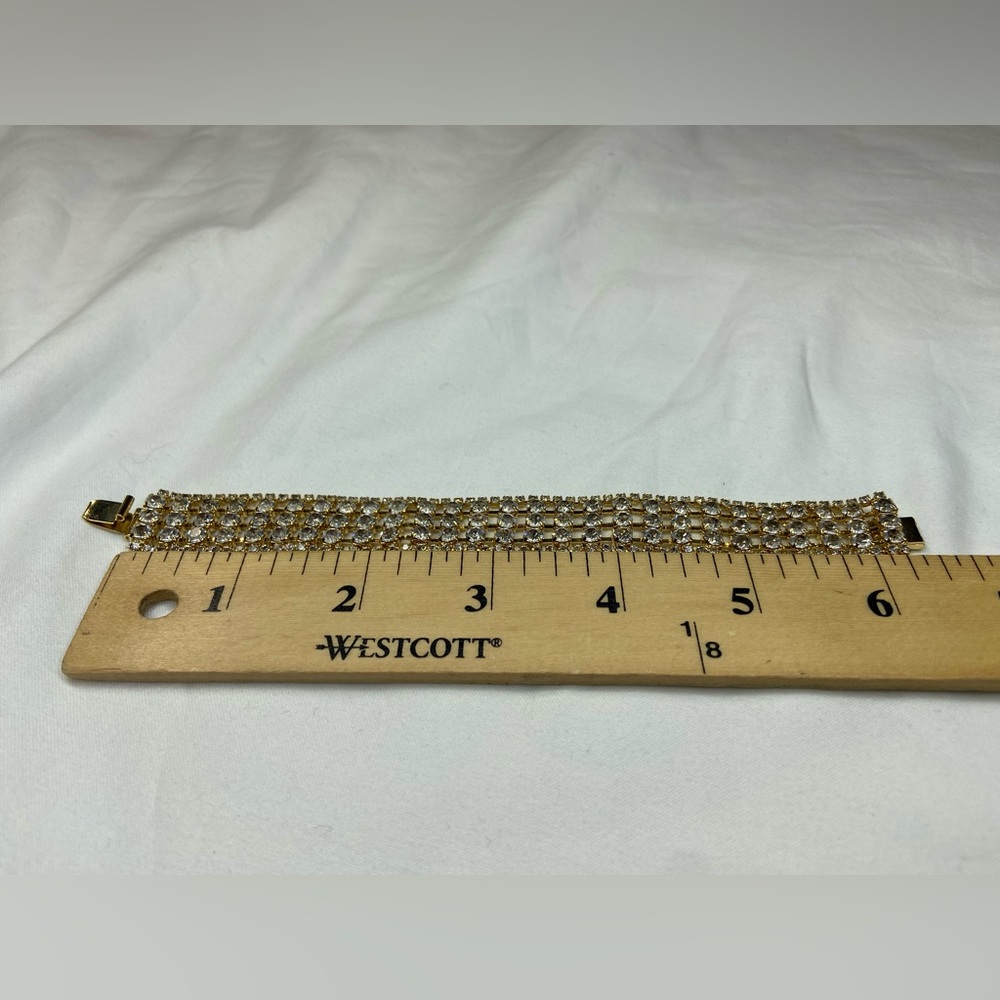 Rhinestone‎ Bling Bracelet Costume Jewelry 6.25" long - Picture 6 of 6